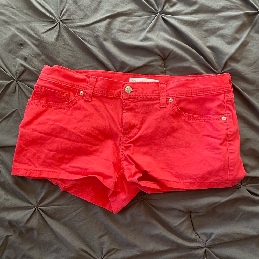 Levi size 12